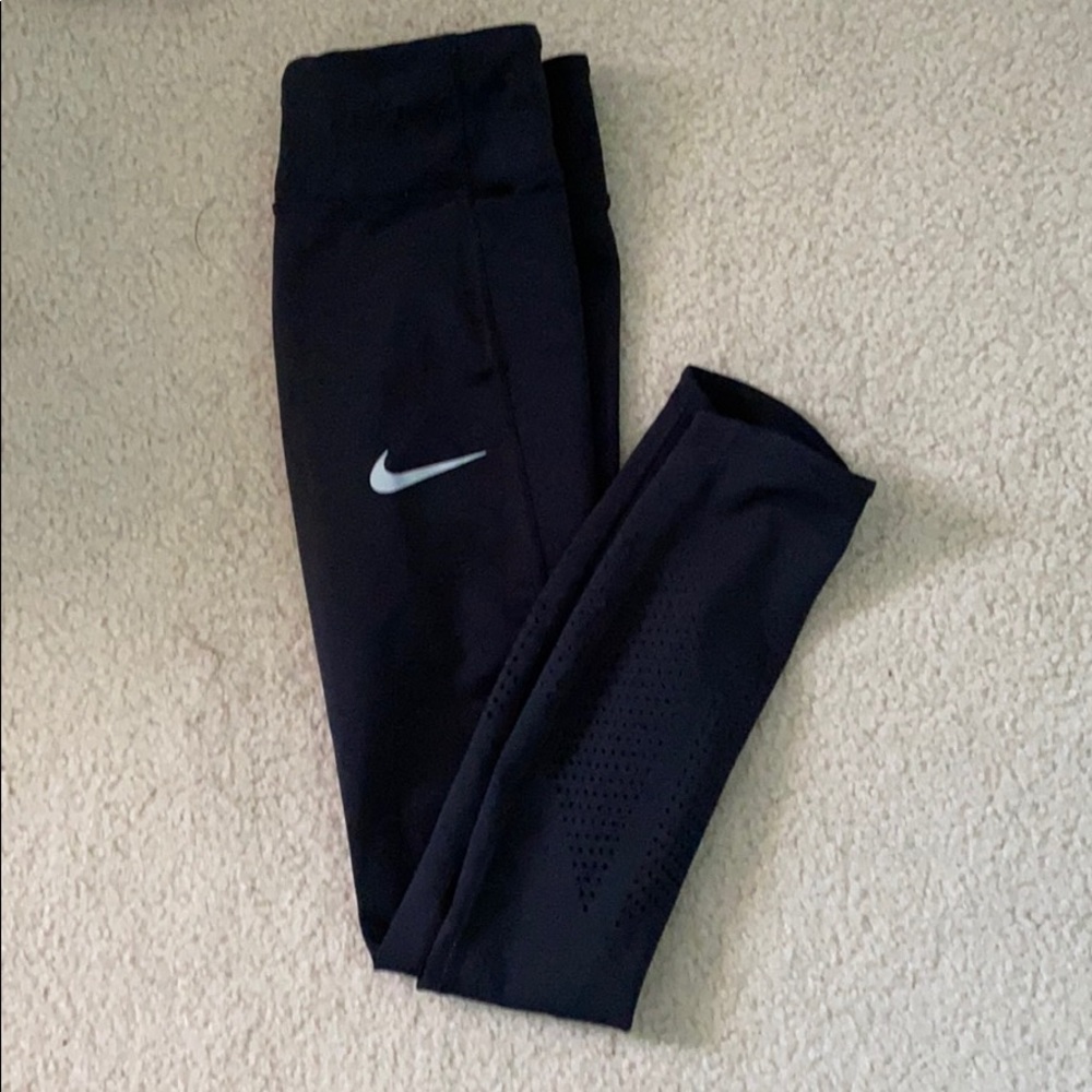 NWOT nike epic luxe legging